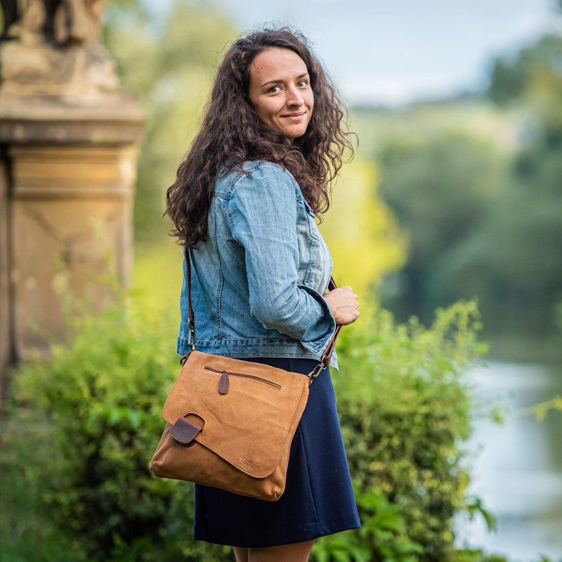 ledertasche-damen-353wcy-1.jpg